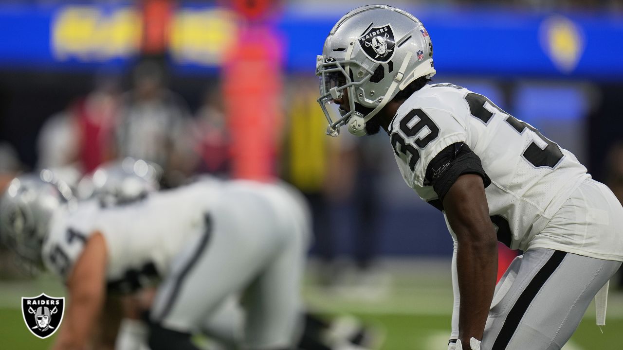 Hobbs emerges as pleasant surprise in Raiders secondary - The San Diego  Union-Tribune