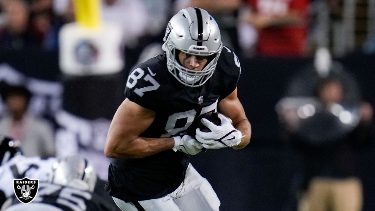 Halftime Report: Raiders backfield getting the job done in Canton