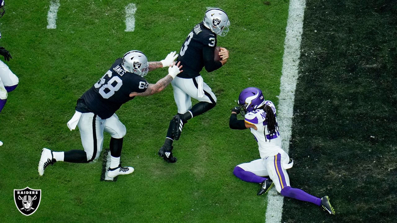 The Raiders offense clicked in preseason win against Vikings