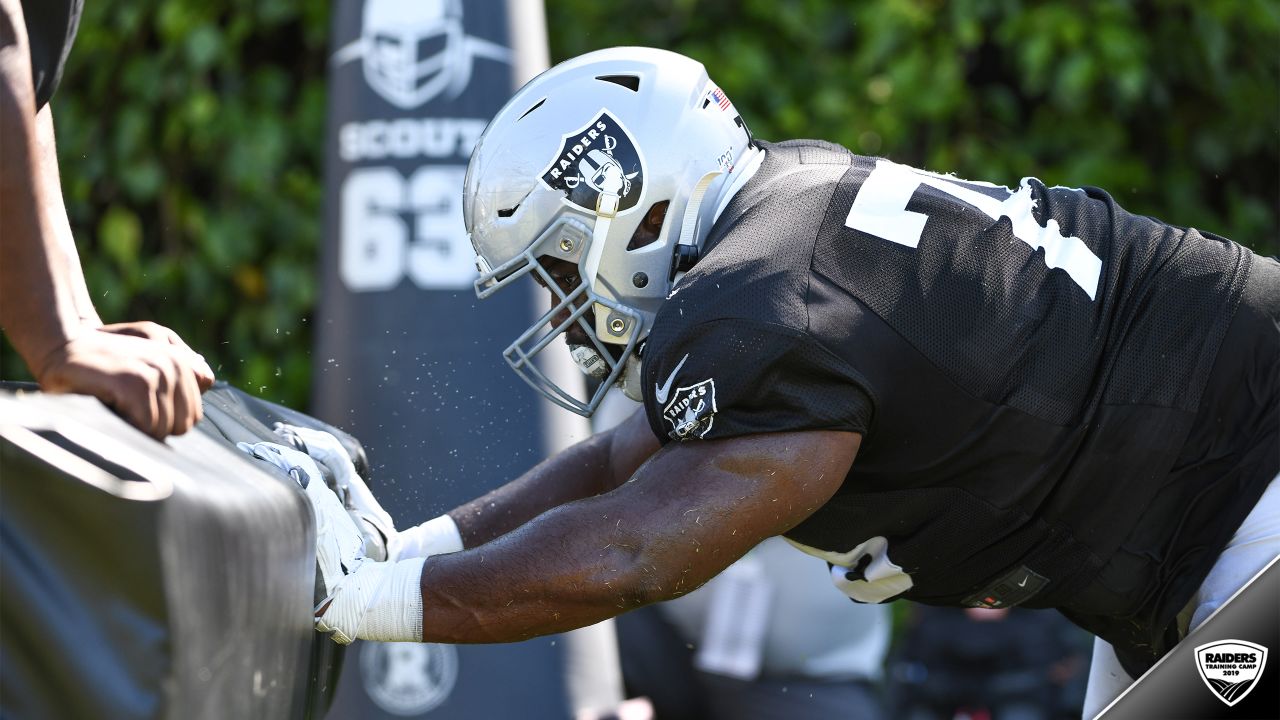 Oakland Raiders center Richie Incognito (64) during NFL football training  camp Monday, July 29, 2019, in Napa, Calif. (AP Photo/Eric Risberg Stock  Photo - Alamy