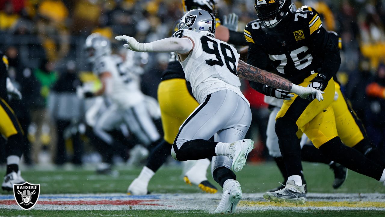 This one stings': Raiders can't maintain lead against Pittsburgh