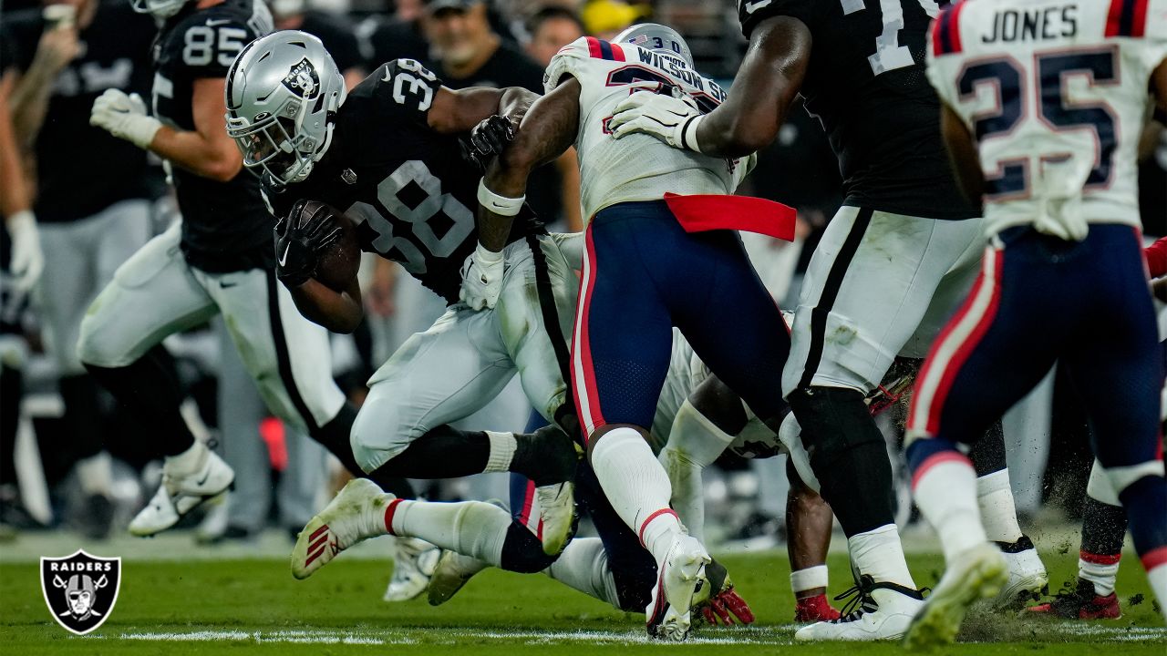 Raiders 30, Patriots 24: Las Vegas capitalizes on New England