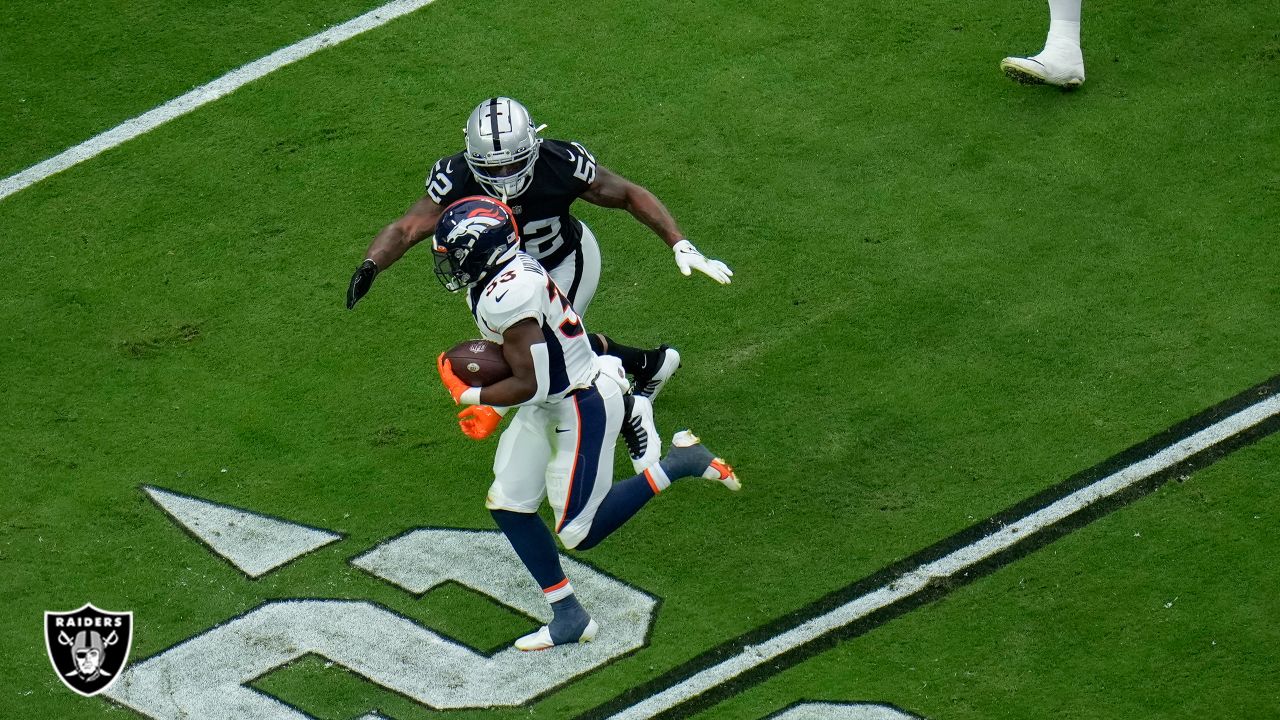 Las Vegas Raiders cornerback Nate Hobbs (39) during the first half of an  NFL football game against the Denver Broncos, Sunday, Oct 2, 2022, in Las  Vegas. (AP Photo/Rick Scuteri Stock Photo - Alamy