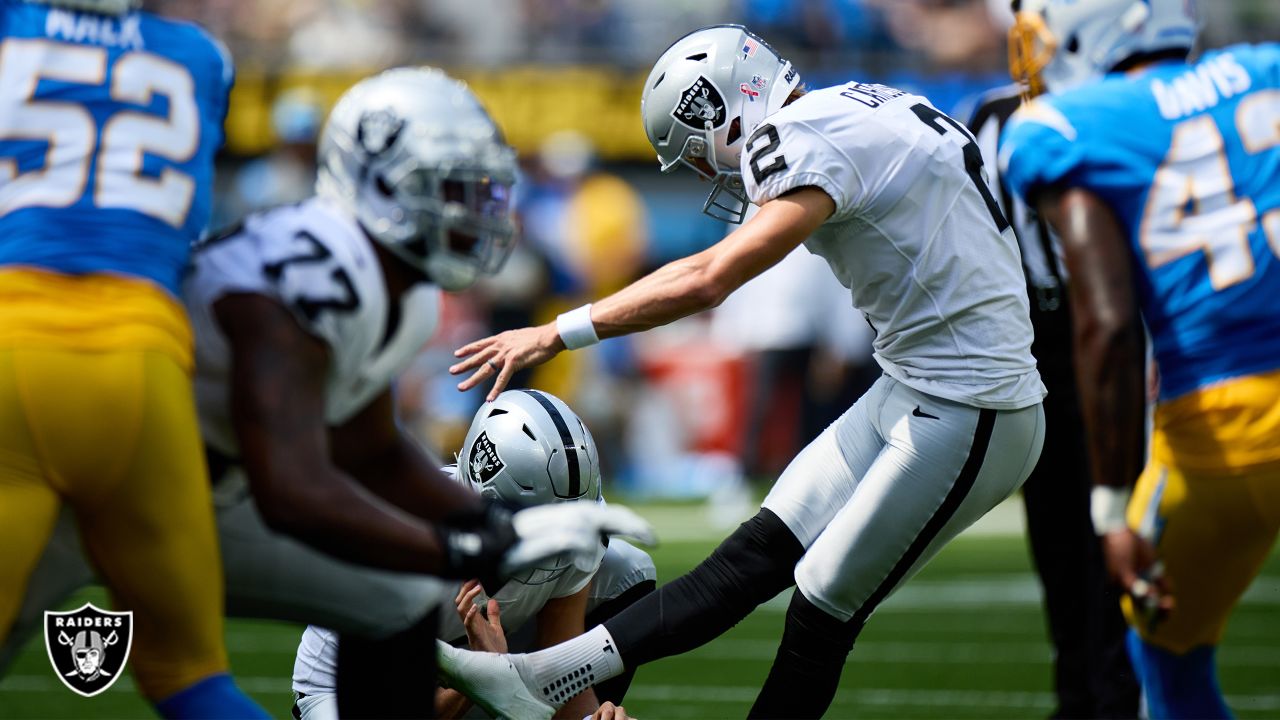 McDaniels says he has confidence in Raiders offense, despite opting for FG  late in game