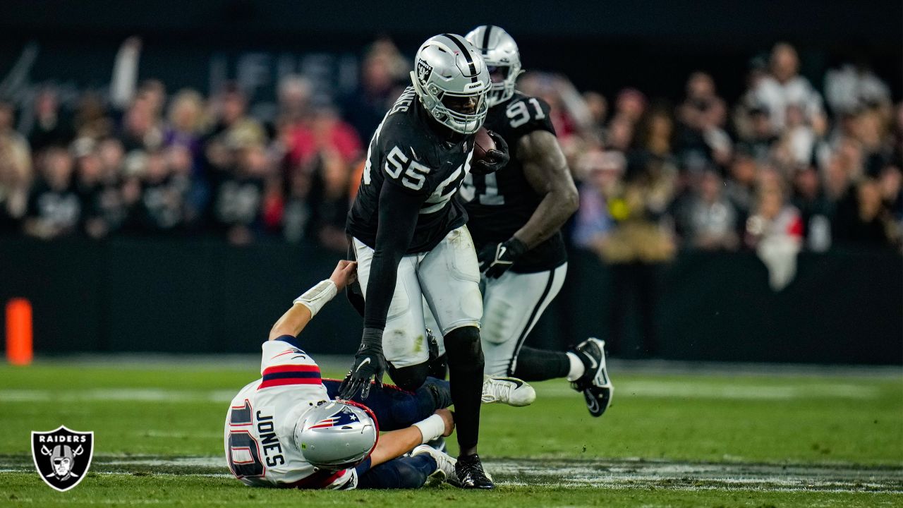 Chandler Jones snags lateral on wild final play as Las Vegas