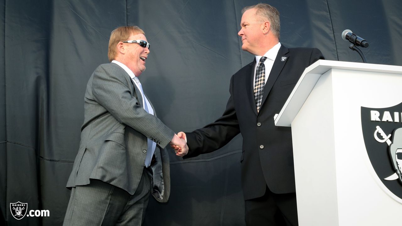 Congratulate Raiders' Mark Davis on latest weak Vegas feat