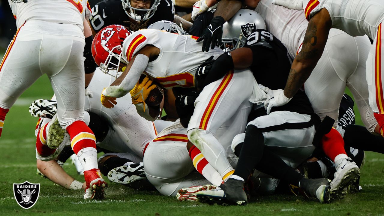 Las Vegas Raiders defensive end Clelin Ferrell (99) gets set on