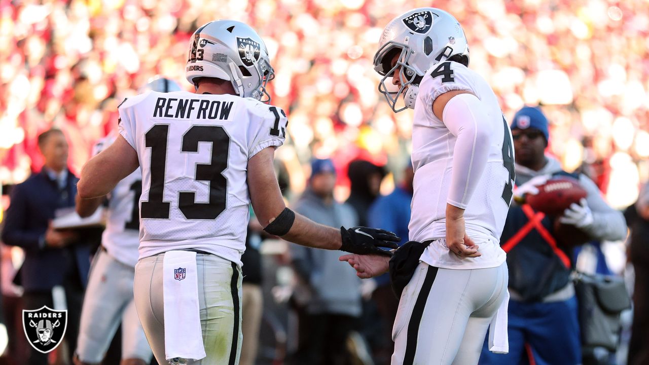 Renfrow scores the Raiders' first touchdown of the game 