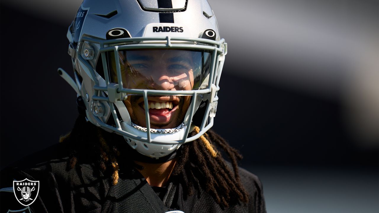 Mack Hollins making quite the impression on the Raiders' locker room