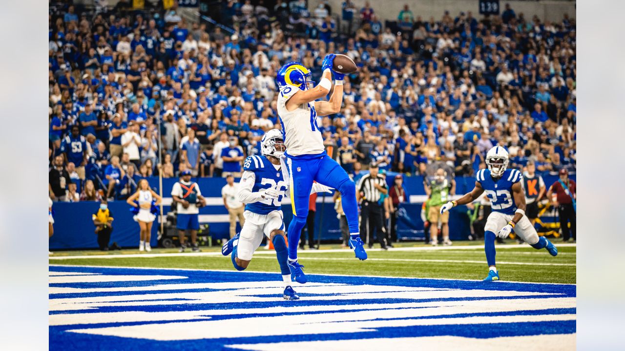 INGLEWOOD, CA - SEPTEMBER 18: Los Angeles Rams Wide Receiver Brandon Powell  (19) runs the ball backwards to score an intentional safety in the fourth  quarter during an NFL game between the