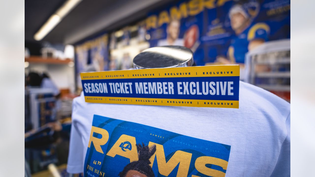 LA Rams fans flock to SoCal popup shops to get swag, cheer on team