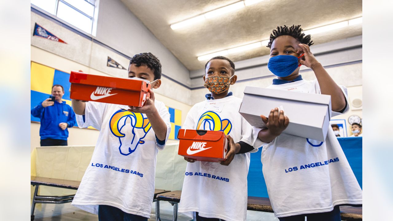 Rams receiver Cooper Kupp donates Nike gear to Inglewood Unified School  District students