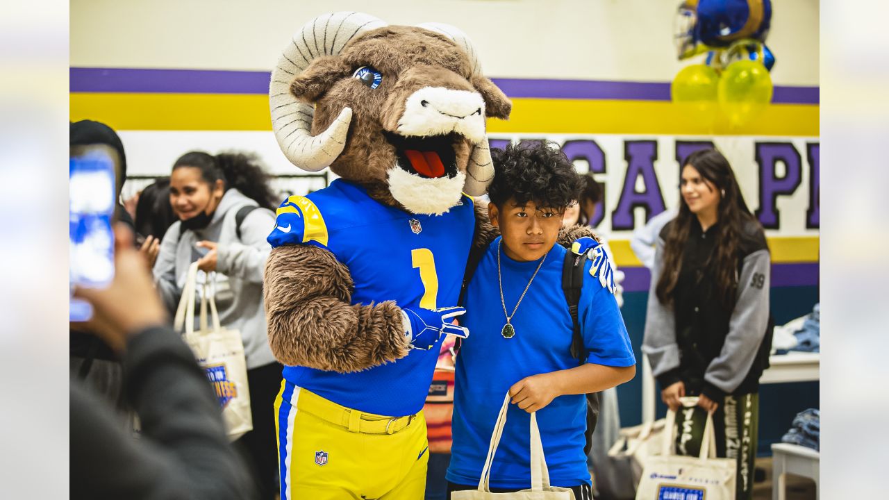 Los Angeles Rams and PacSun Team Up to Reward Students with