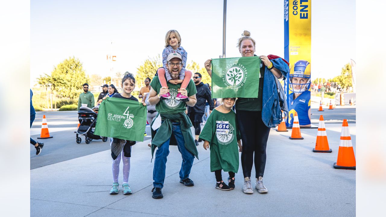 Daily Sports Smile: Los Angeles Rams host special 5K event to address  homelessness in community