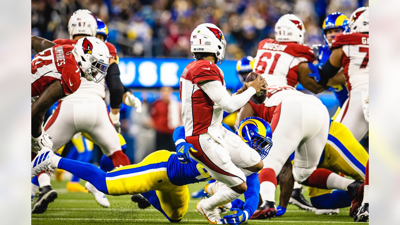 PHOENIX, AZ - SEPTEMBER 25: Los Angeles Rams linebacker Ernest Jones (53)  during the NFL game between the Los Angeles Rams and the Arizona Cardinals  on September 25, 2022, at State Farm