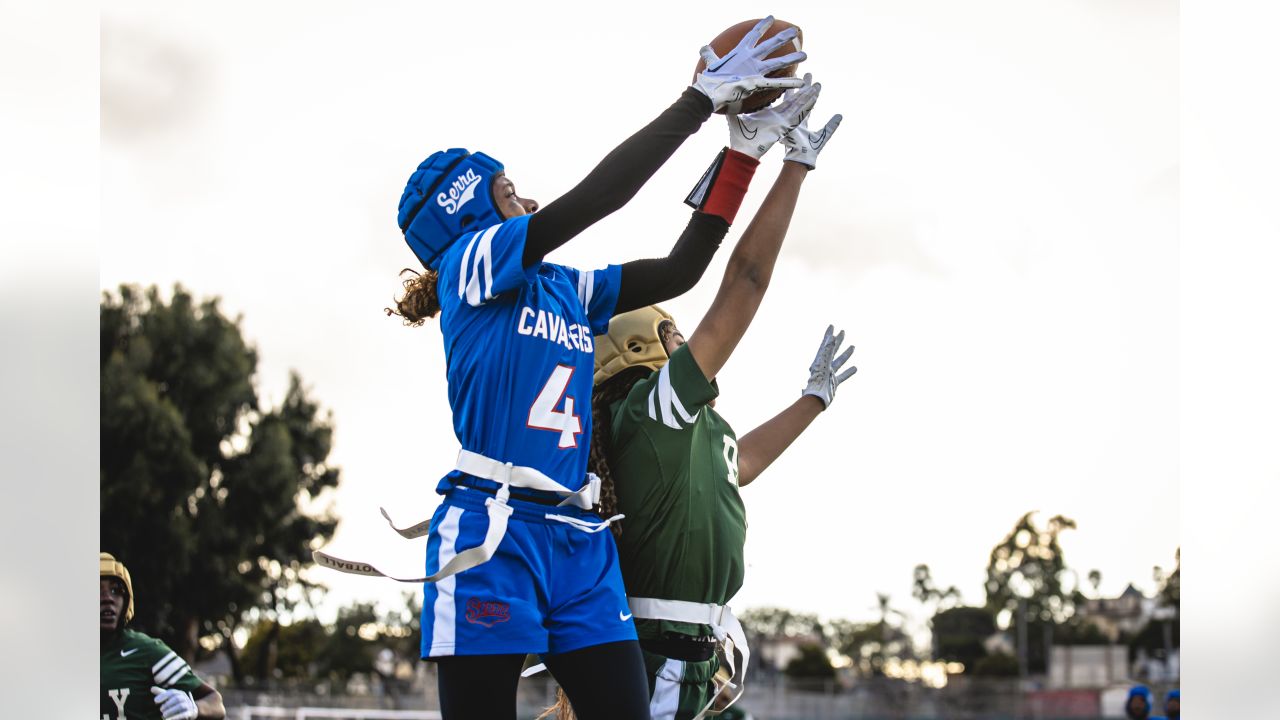 Chargers & LA Bowl Host Girls' Flag Football Event at SoFi Stadium