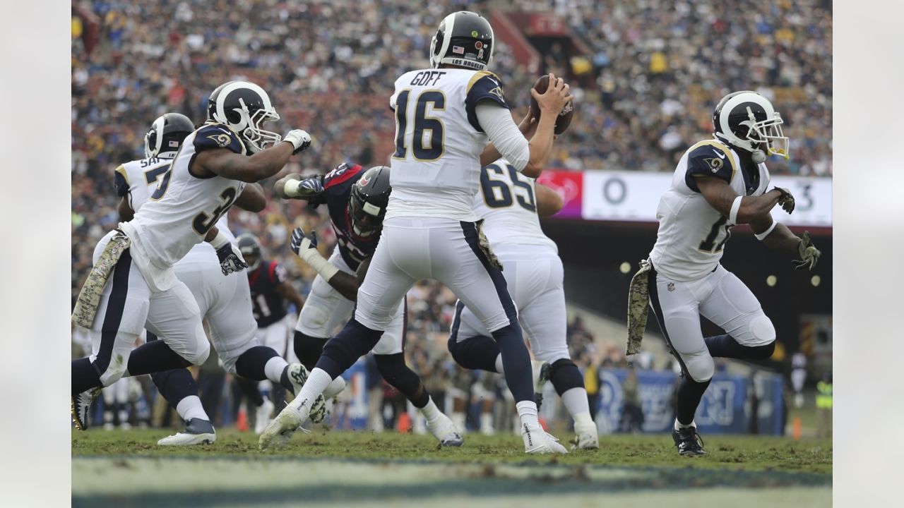 Robert Woods Big Day Lifts the Los Angeles Rams to 35-23 Victory - Last  Word on Pro Football