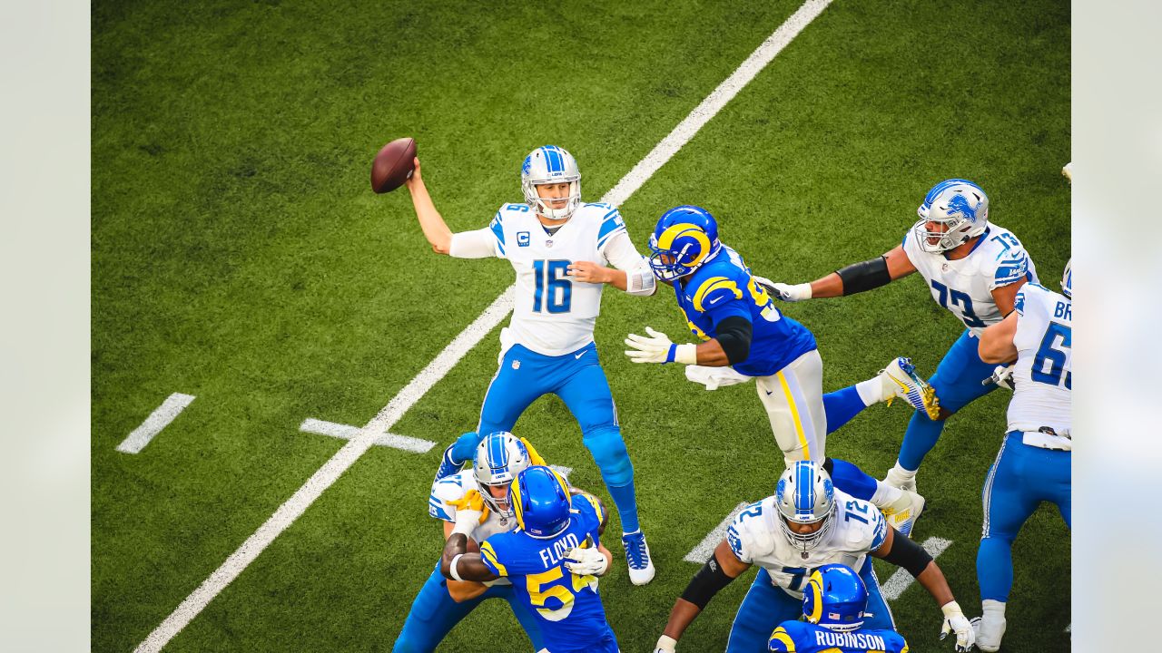 November 28, 2021: Los Angeles Rams defensive end Aaron Donald (99) running  onto the field during the NFL football game between the Los Angeles Rams  and the Green Bay Packers at Lambeau