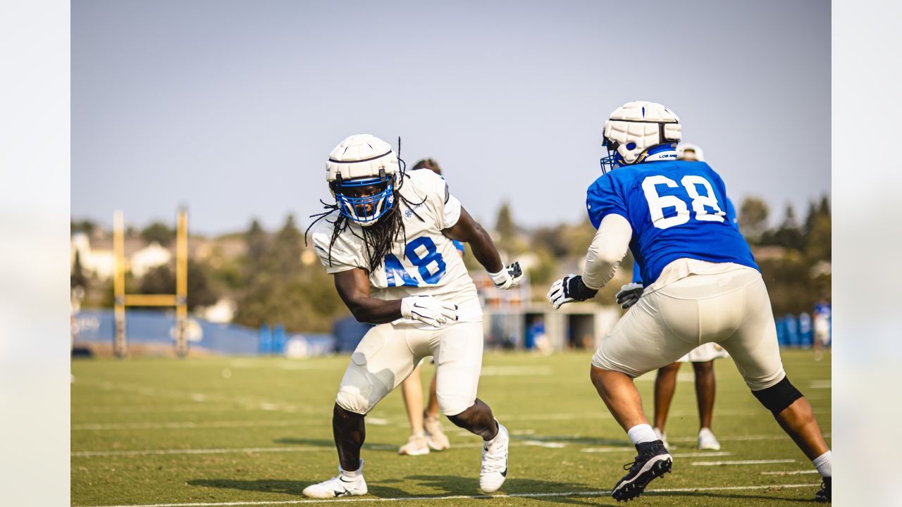 LA Rams: A defense emotional spark has arrived. ILB Ernest Jones is lit