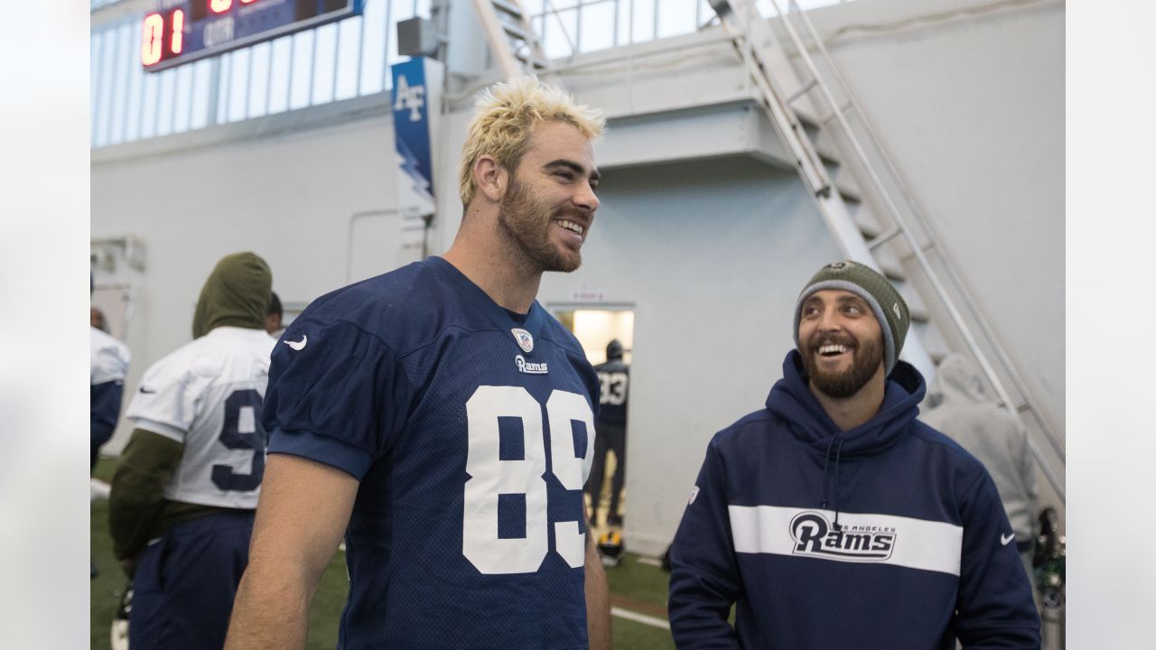 Los Angeles Rams tight end Tyler Higbee gets a 2-year contract