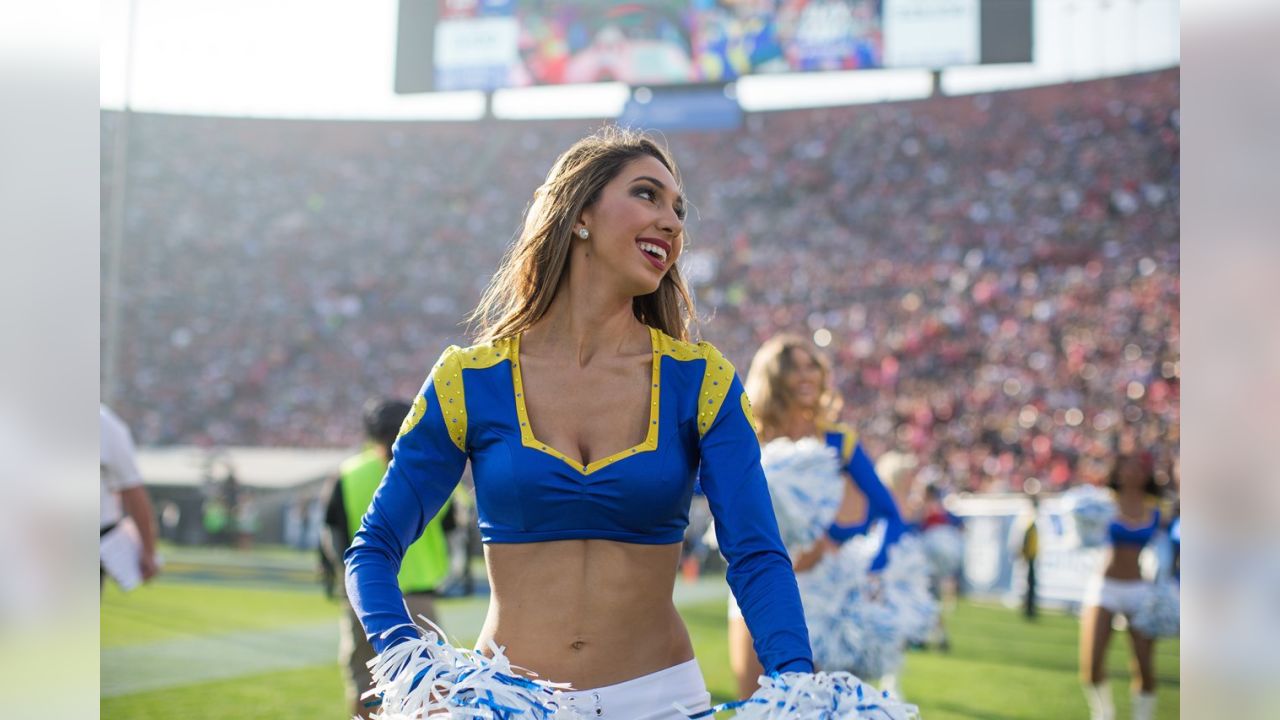 Meet Amanda: Former St. Louis Rams cheerleader, earning her medical degree  - Science Cheerleaders