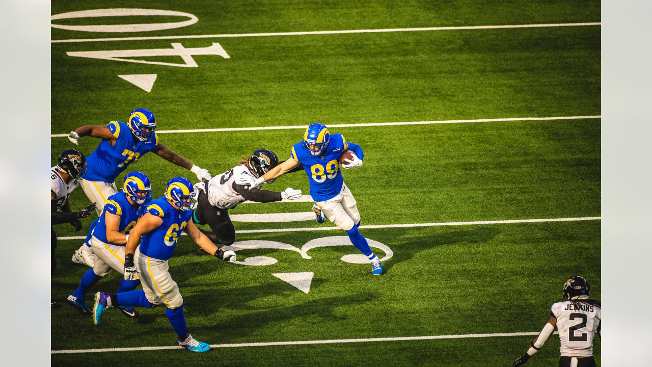 INGLEWOOD, CA - SEPTEMBER 18: Los Angeles Rams Wide Receiver Brandon Powell  (19) runs the ball backwards to score an intentional safety in the fourth  quarter during an NFL game between the