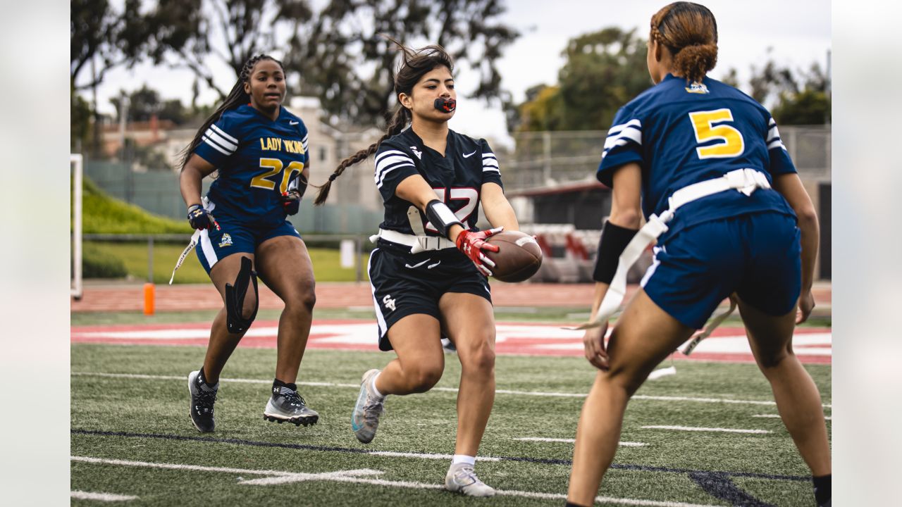 Los Angeles Chargers and Los Angeles Rams launch local high school girls' flag  football league - High School Football America