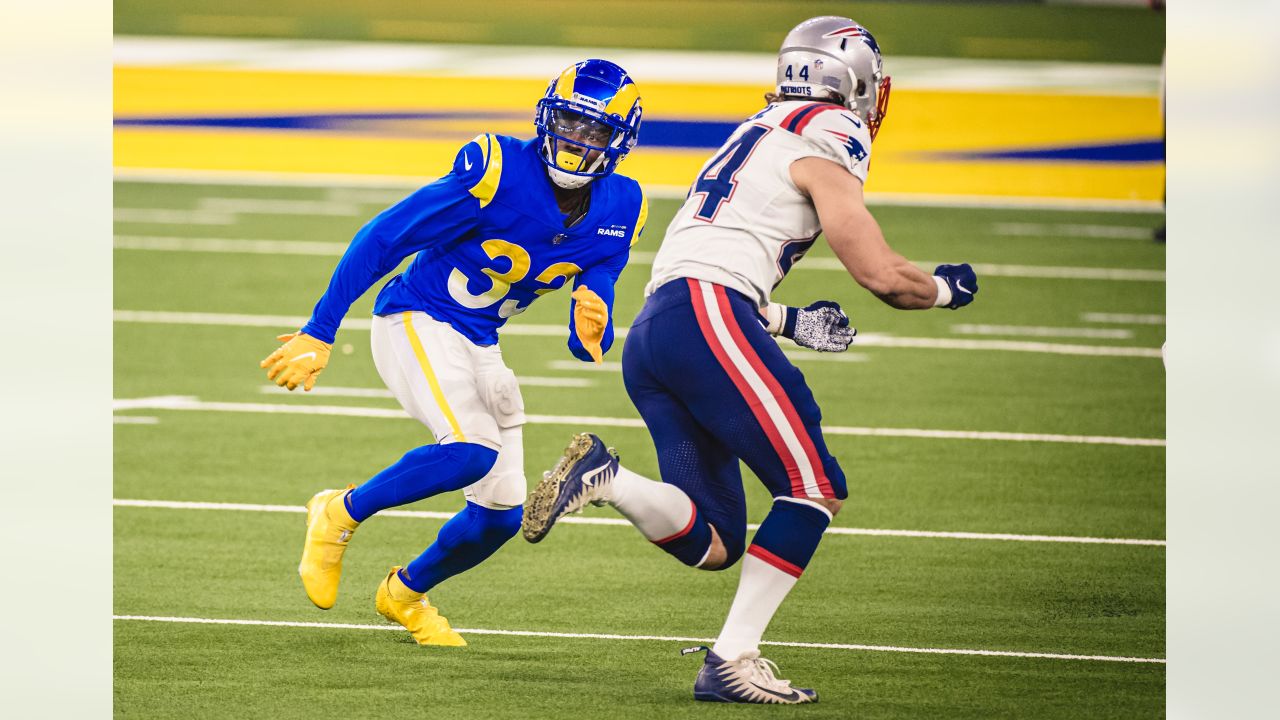 Capturing Football in Action: Photographing the L.A. Rams - 500px