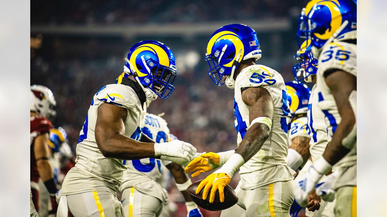 PHOENIX, AZ - SEPTEMBER 25: Los Angeles Rams linebacker Ernest Jones (53)  during the NFL game between the Los Angeles Rams and the Arizona Cardinals  on September 25, 2022, at State Farm