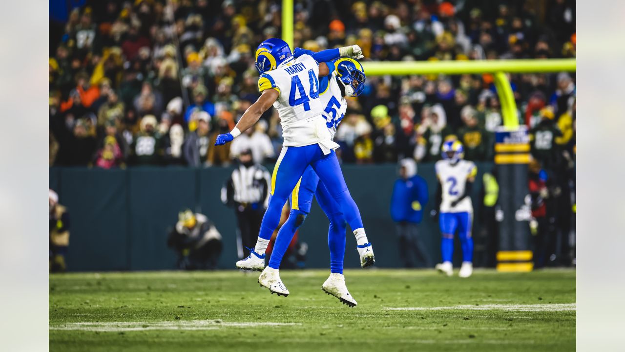 Los Angeles, CA, USA. 28th Oct, 2018. NFL Instant Replay HD by Microsoft  Surface during the NFL Green Bay Packers vs Los Angeles Rams at the Los  Angeles Memorial Coliseum in Los