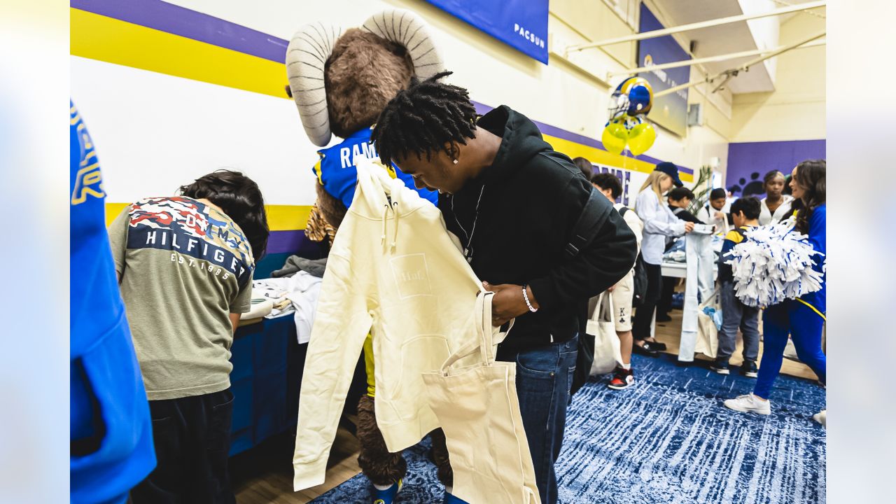 Los Angeles Rams Community  Rams & PacSun reward students for school  attendance through 'Geared for Greatness' initiative