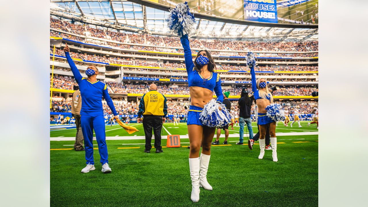 Los Angeles Rams final squad auditions draw in dozens of cheerleader  hopefuls - ABC7 Los Angeles