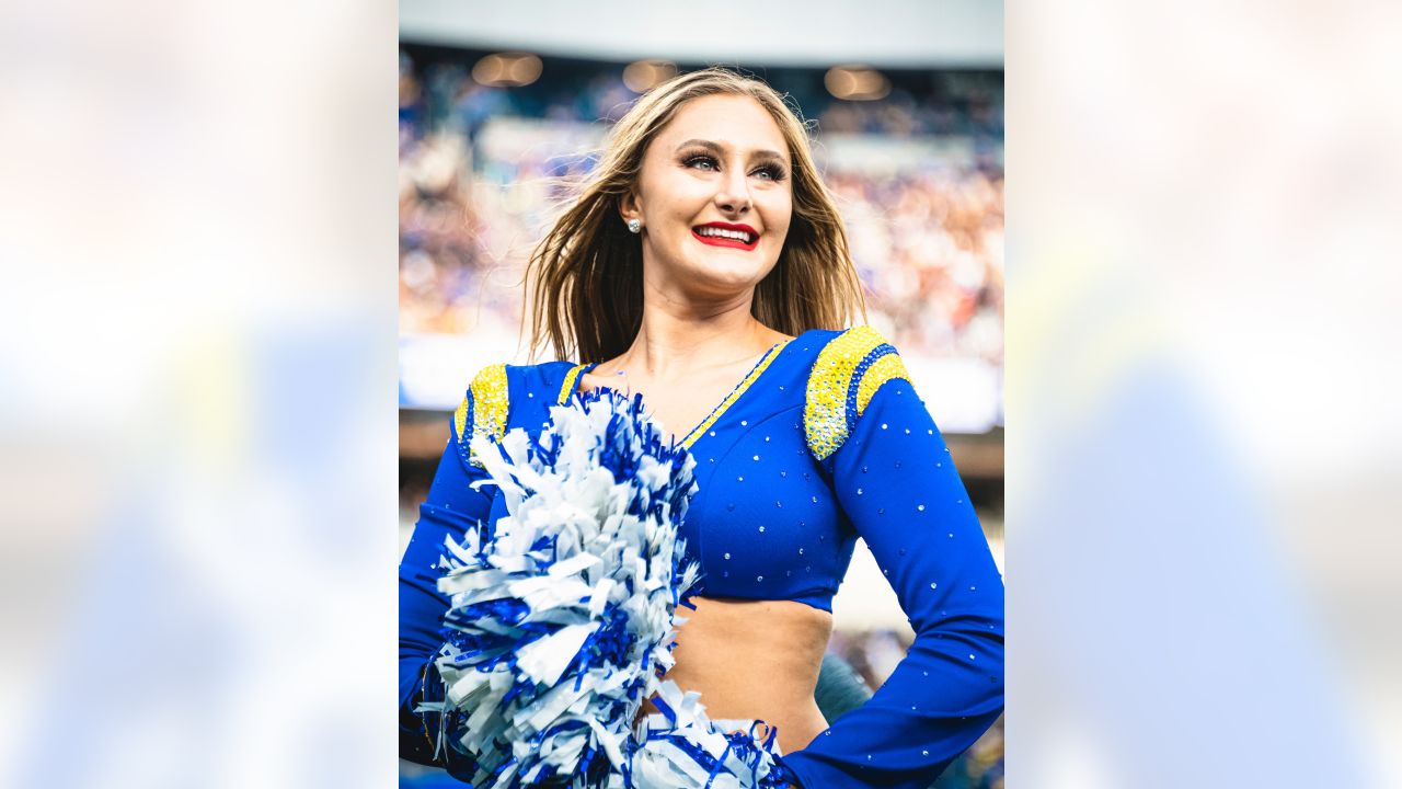 SCV News  March 20: LA Rams to Host Cheerleader Auditions for 2020 Season  