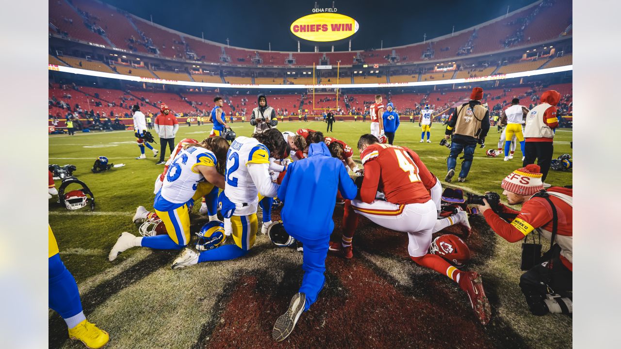 Final score: Chiefs handle shorthanded Rams, winning 26-10