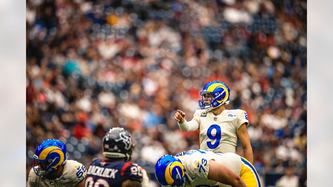 Los Angeles Rams quarterback John Wolford officially signs exclusive rights  free agent tender