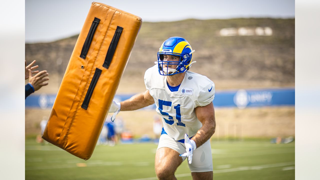 Looks like rookie linebacker Ernest Jones calling shots on LA Rams D