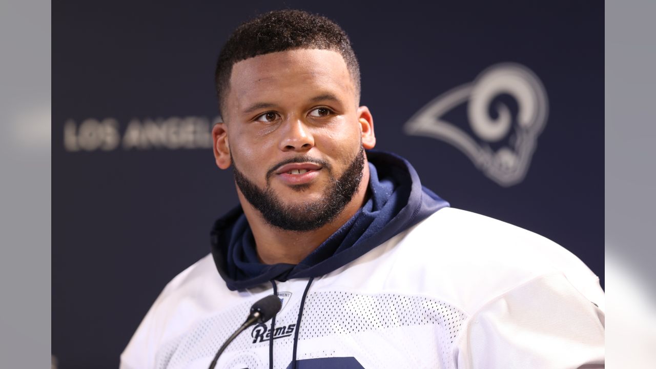 Aaron Donald interview goes hilariously awry when real questions asked