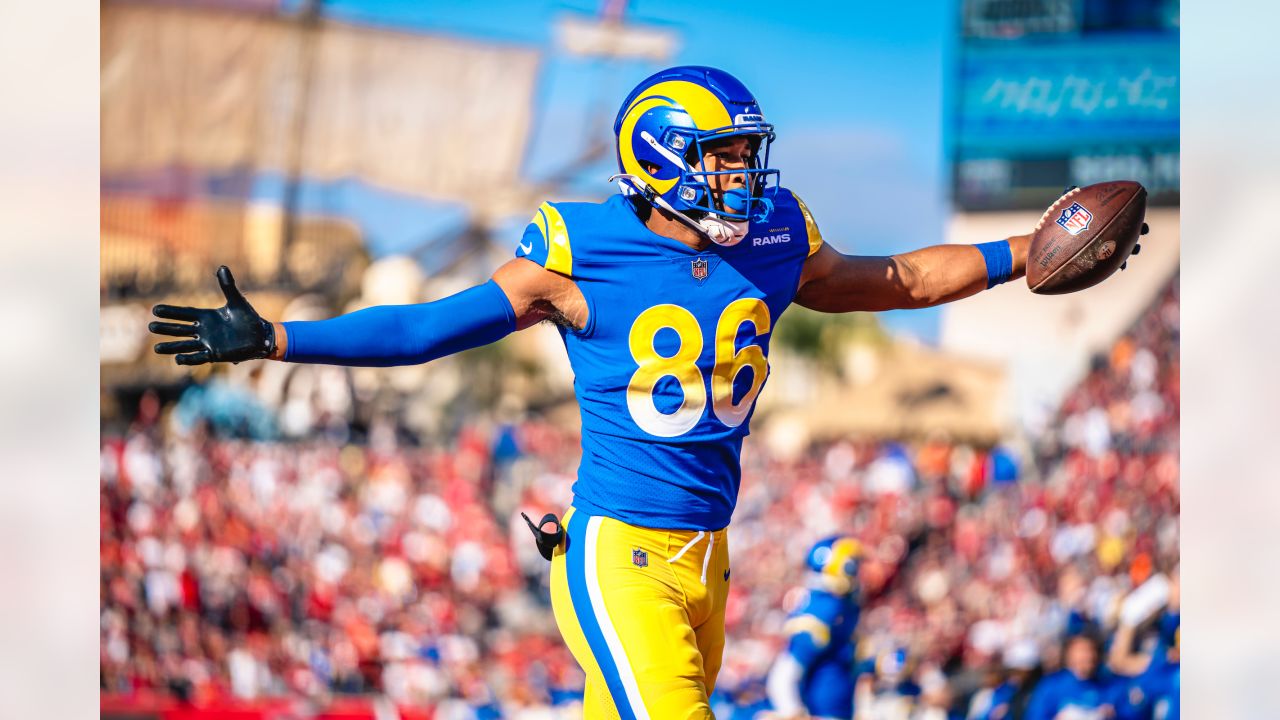 Brandon Powell gives the LA Rams very special special teams play