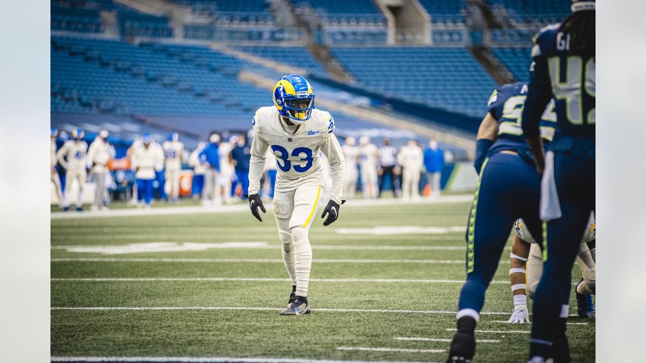 Capturing Football in Action: Photographing the L.A. Rams - 500px