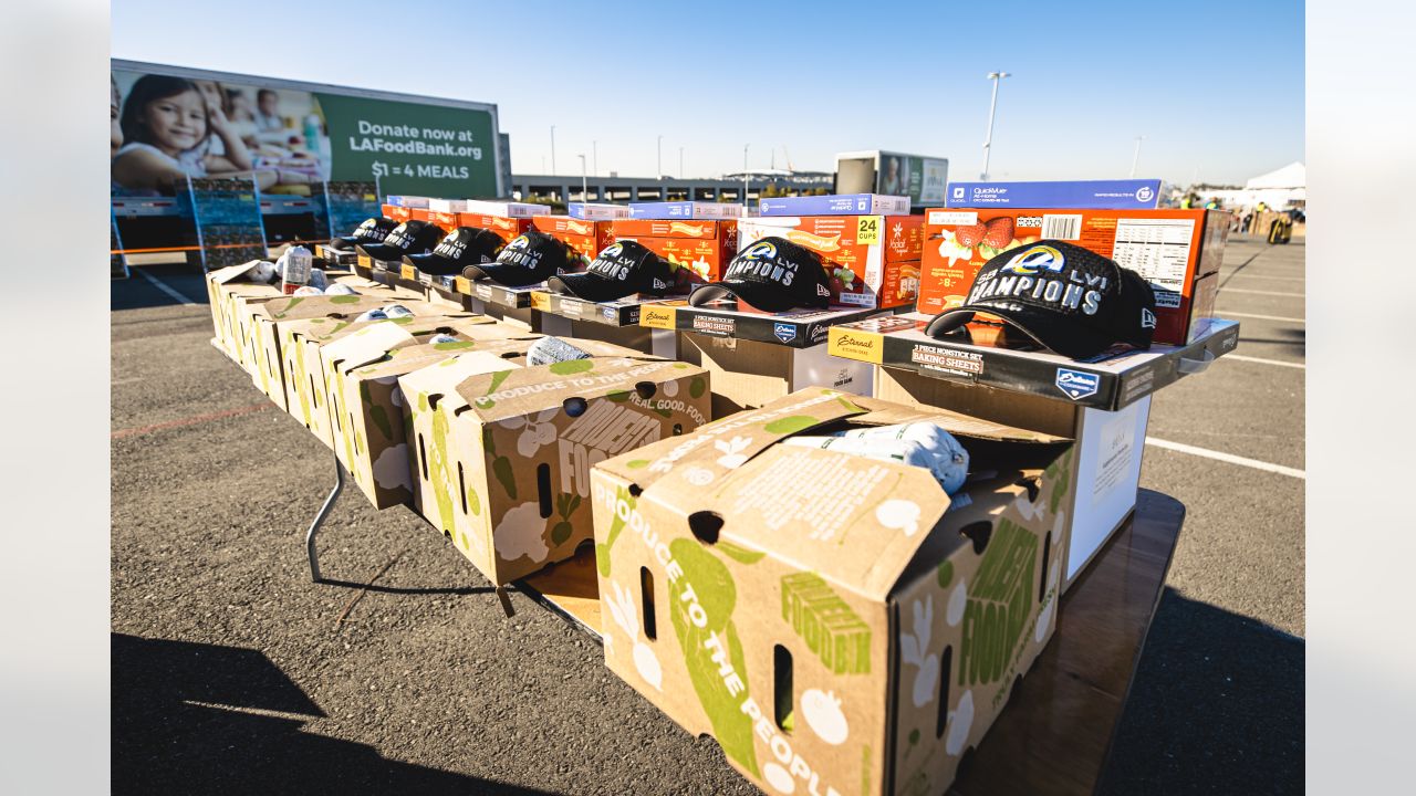 LA Rams, Pechanga Resort Donates 25K Meals In Holiday Touchdown