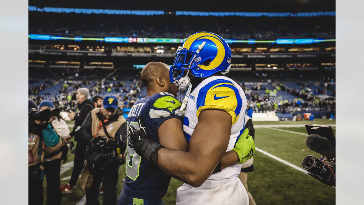 Seahawks win dramatic 19-16 overtime game over Rams, clinch playoff berth -  Field Gulls