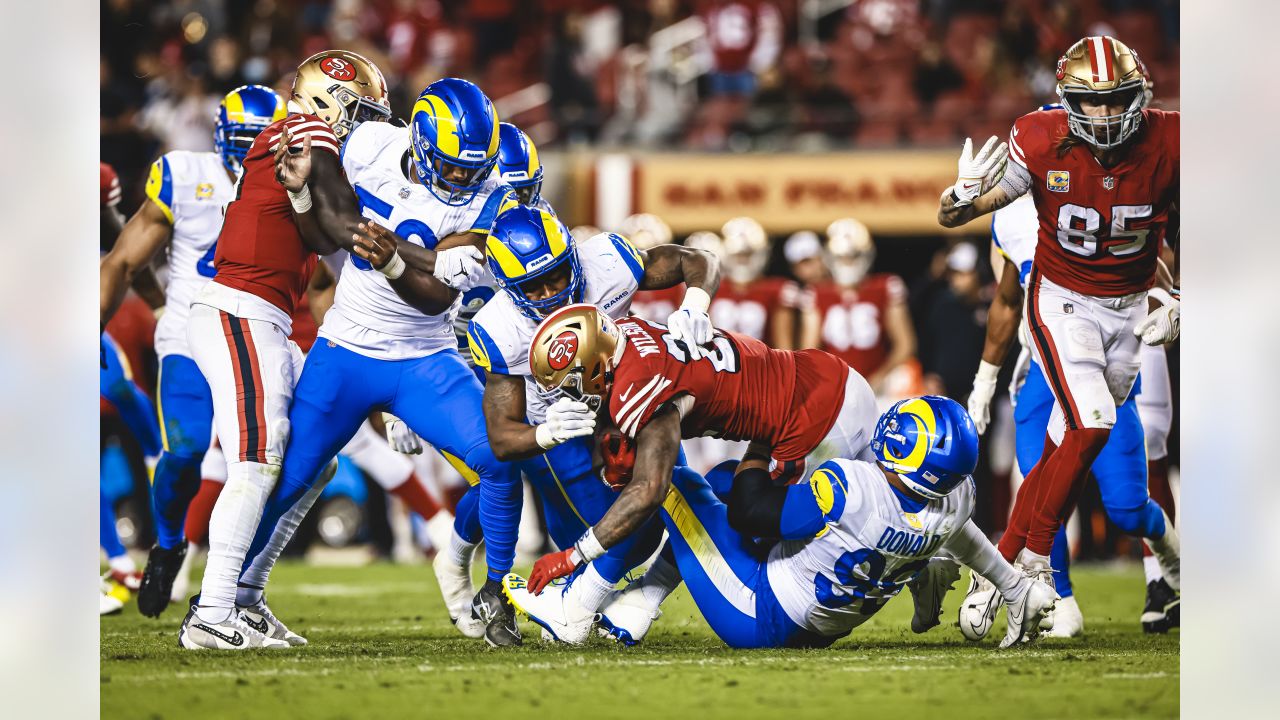 49ers buck the narrative, wallop Rams on Monday Night Football