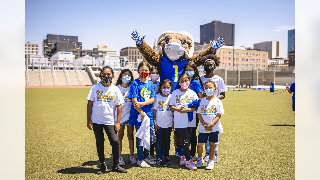 The L.A. Rams and Arsenal F.C. Unite to Host Multisport Clinic