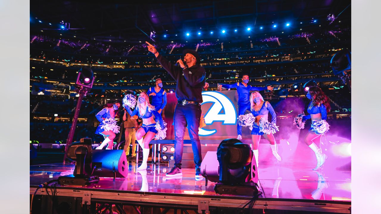 ShowtimeCam: Rams Pregame Dance, The Los Angeles Rams vibing in front of  the #ShowtimeCam!, By NFL