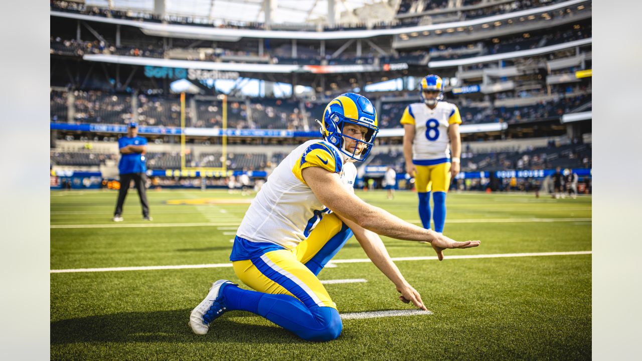 Los Angeles Rams Host Youth Football Camp at Long Beach Salvation