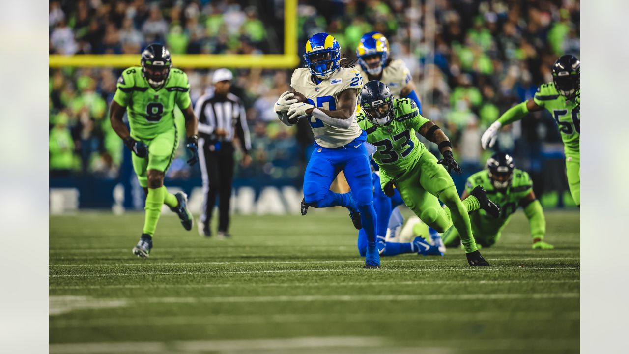 Photos: Seahawks, Sea Gals and fans go Action Green for Color Rush Game