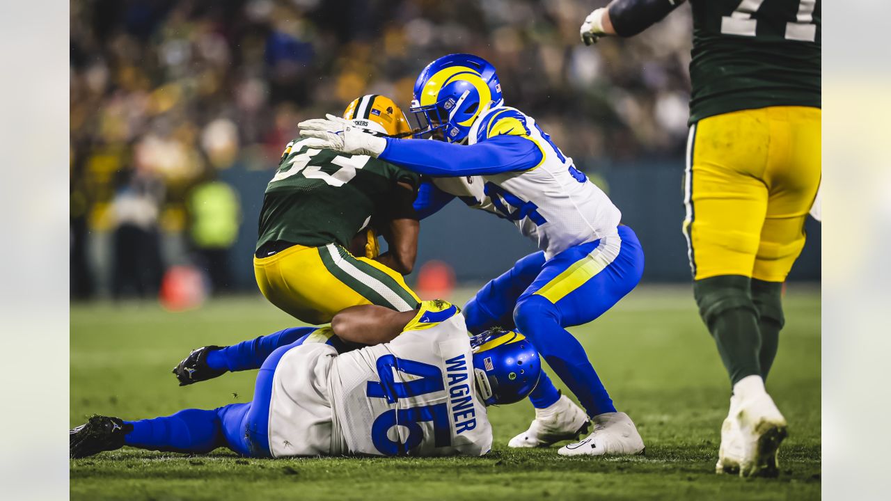 Green Bay Packers hold off flailing LA Rams to keep playoff hopes