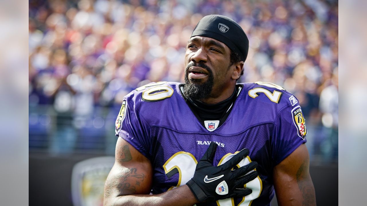 Ed Reed retires as a Baltimore Raven after 12-season NFL career