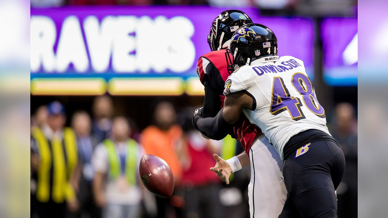 Baltimore Ravens' Robert Griffin III wears wife's hospital bracelet during  game after birth of child