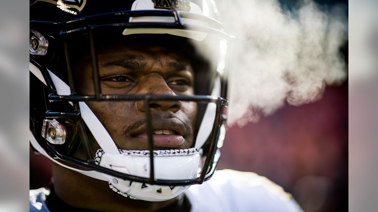 Baltimore Ravens Lamar Jackson NFL Tribute Sculpture Featuring A Beveled  Glass Panel With Images Of The MVP QB In Action And Fully Sculpted Helmet